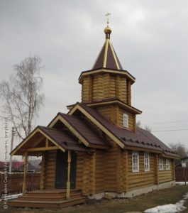 Помогите храму Новомученников и Исповедников Российских приобрести подсвечники 