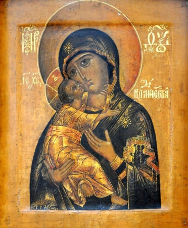 Владимирской иконы Божией Матери (празднество установлено в память спасения Москвы от нашествия крымского хана Махме́т-Гире́я в 1521 г.)