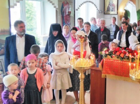 Подарите детям праздник! Сбор на Рождественские подарки для учащихся православной гимназии