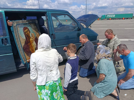 Сбор пожертвований на ремонт машины для иконы Донецкой Божией Матери