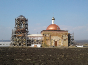 Восстановление разрушенных колонн в Вознесенском храме