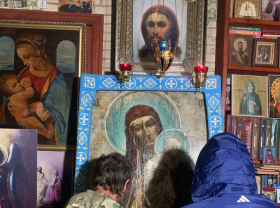 Сбор пожертвований на богослужебную утварь для храма Донецкой Божией Матери