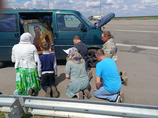 Сбор пожертвований на ремонт машины для иконы Донецкой Божией Матери