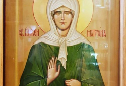 Икона с частицей мощей святой блаженной старицы Матроны Московской 