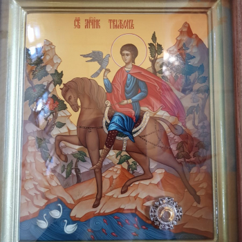 Икона святого мученика Трифона с частицей мощей