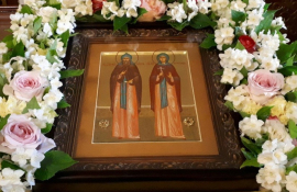 Икона святых благоверных князей Петра и Февронии Муромских (с частичками мощей)