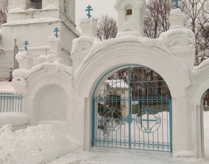 Храм Воскресения Словущего села Сушки