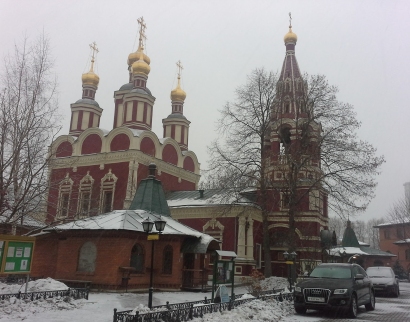 Храм архистратига Михаила в Тропареве