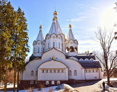 Храм Святых Новомучеников И Исповедников Российских В Бутове