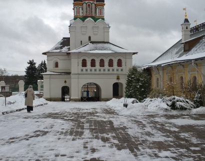 Надвратный храм Иосифа Волоцкого