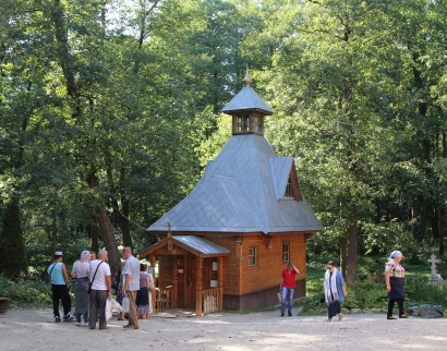 Церковь Богоматери Живоносный Источник (св. источник)