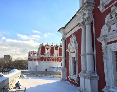 Церковь Спаса Преображения над северными воротами