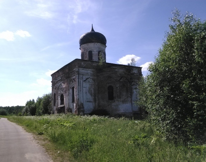 Церковь Михаила Архангела в Михайловском-Сквозняках