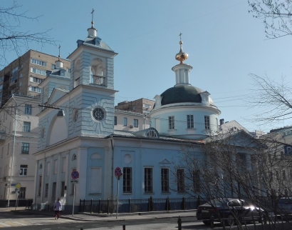 Храм Успения Пресвятой Богородицы на Могильцах