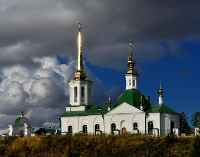 Рождества Пресвятой Богородицы Храм пгт. Березово, Ханты-Мансийского Автономного Округа