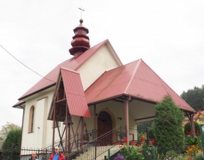 Kościół filialny pw. śś. Piotra i Pawła w Zabrodziu przy Parafii Najświętszego Serca Pana Jezusa w Bóbrce k. Soliny