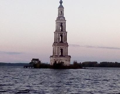 Памятник прп. Макарию, игумену Калязинскому, чудотворцу