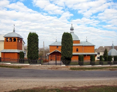 Дерев'яна церква Св. Параскеви