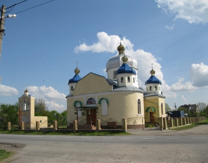 Церква Введення в храм Пресвятої Богородиці УПЦ КП