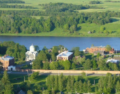Староладожский Свято-Успенский Девичий Монастырь