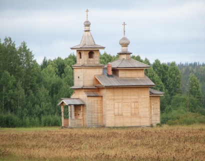 Церковь Артемия Веркольского на Ежемени