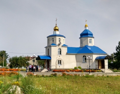 Храм Різдва Пресвятої Богородиці