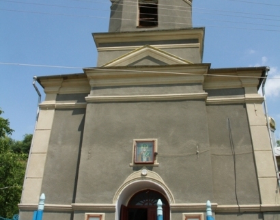 Biserica Domulgeni