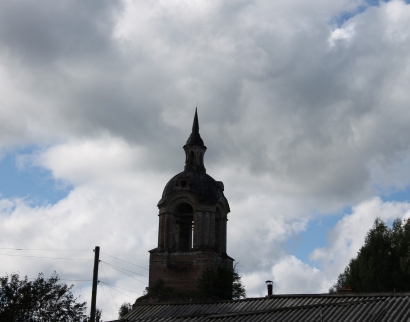 Колокольня церкви Богоявления Господня. Богоявленская церковь