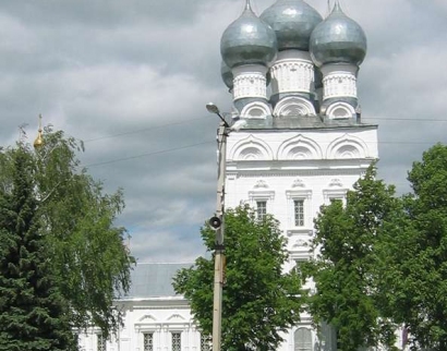 Собор Михаила Архангела (1696-1705)