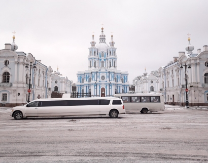 Воскресенский Смольный Собор