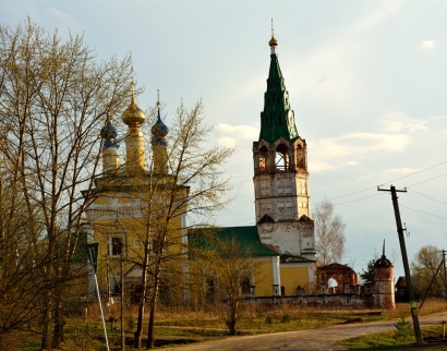 N056 59.984, E041 24.701