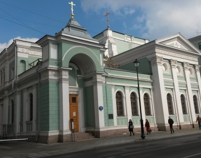 Храм Живоначальной Троицы на Грязех