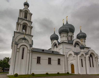 Свято-Петро-Павловская Церковь