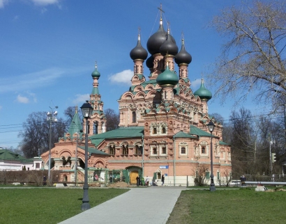 Храм Живоначальной Троицы в Останкине