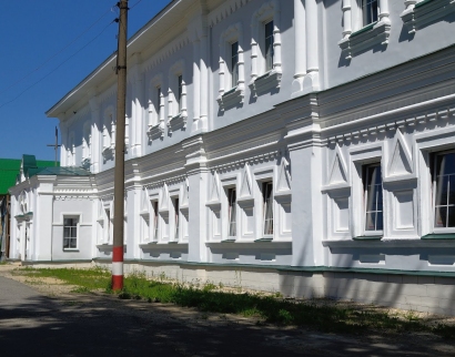 Церковь Успения Пресвятой Богородицы в Иверском Выксунском Монастыре