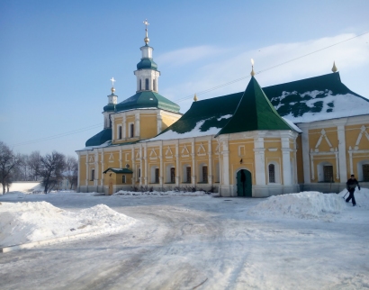 Введенська Трапезна церква