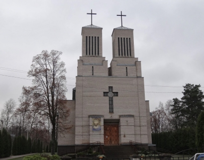 Kauno Svc. Mergeles Marijos Rozanciaus Karalienes parapija