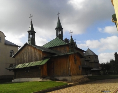 Дерев'яна церква св.Миколая