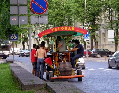 Vilniaus arkivyskupijos kurija