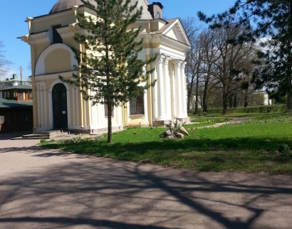 Храм святых апостолов Петра и Павла в Знаменке