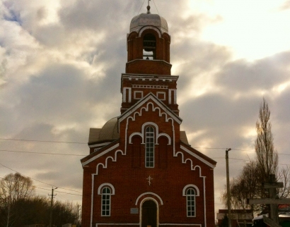 Храм Святого Преподобного Серафима