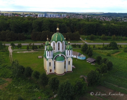 Церква Святого Володимира