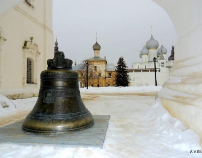 Надвратный храм Воскресения Христова