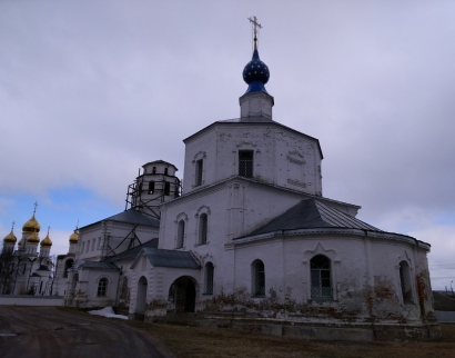Храм иконы Божией Матери Смоленская