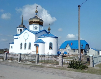 Балаховичі Храм на честь святих мучениць Віри, Надії, Любові та матері їх Софії.