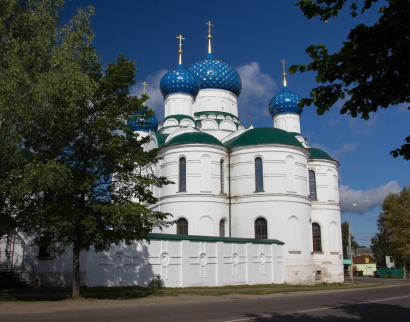 Богоявленский монастырь