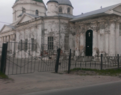 Церковь Троицы Живоначальной в Шелокше