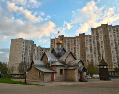 Храм-часовня Живоначальной Троицы в Братееве