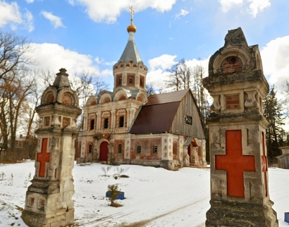 Приход Храма Святой Мученицы Царицы Александры