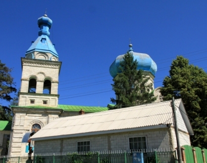 Biserica din Văsieni